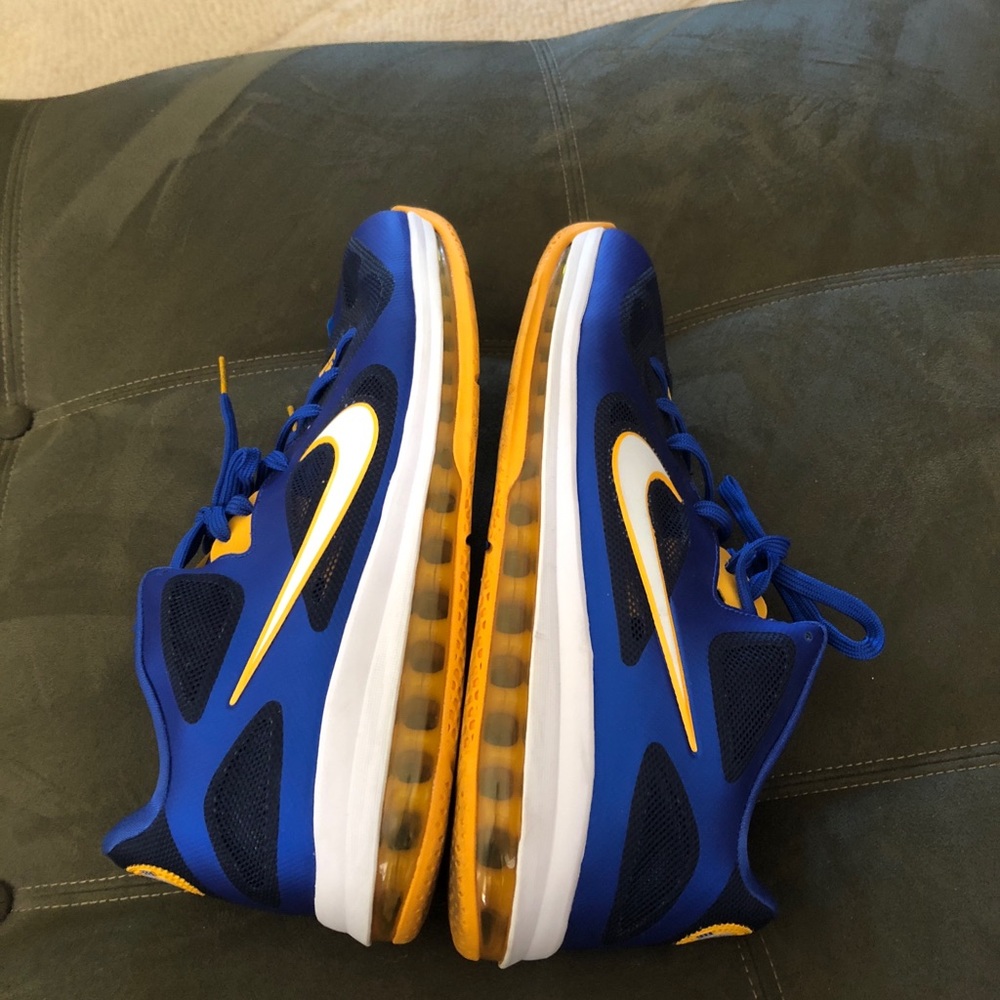 Nike LeBron 8 Low Entourage